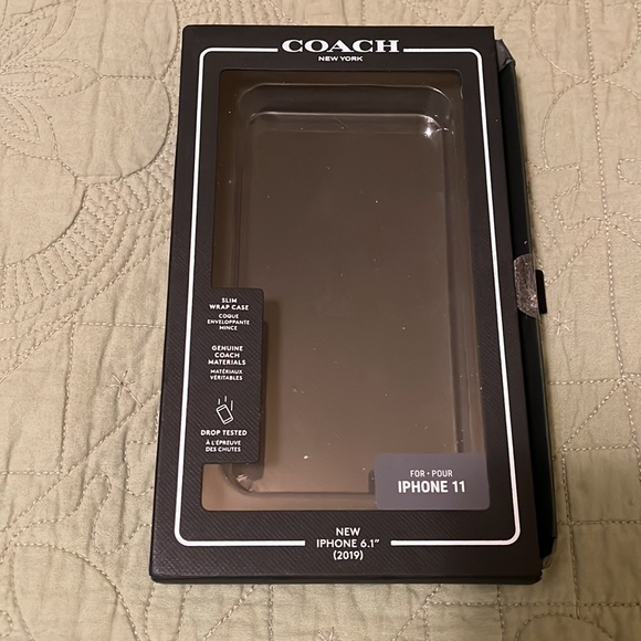 offNWT COACH IPHONE 11 NEW IPHONE 6.1” (2019) Retails for $45.00 - Picture 5 of 5